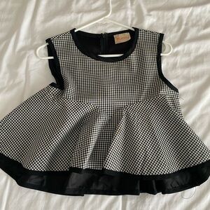 Super cute Flounce crop top